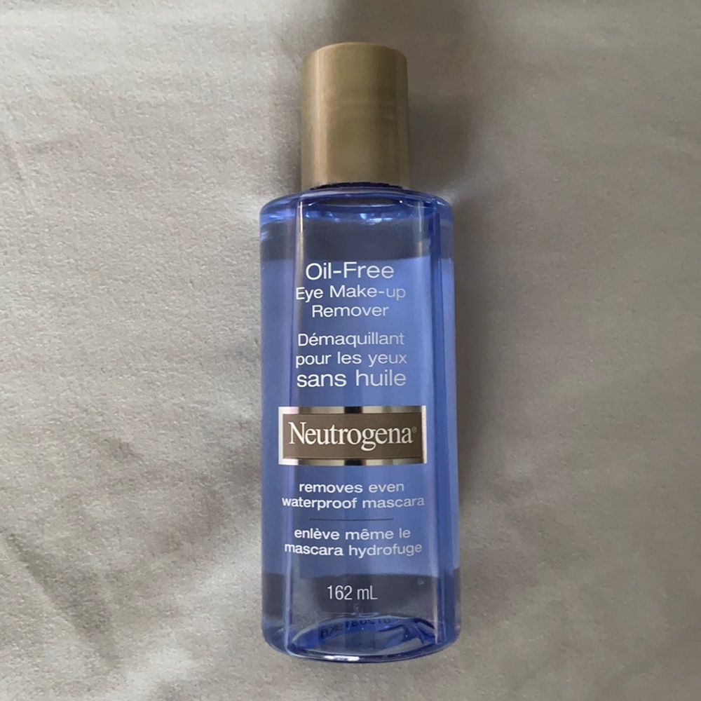 🌿 Neutrogena Makeup Remover